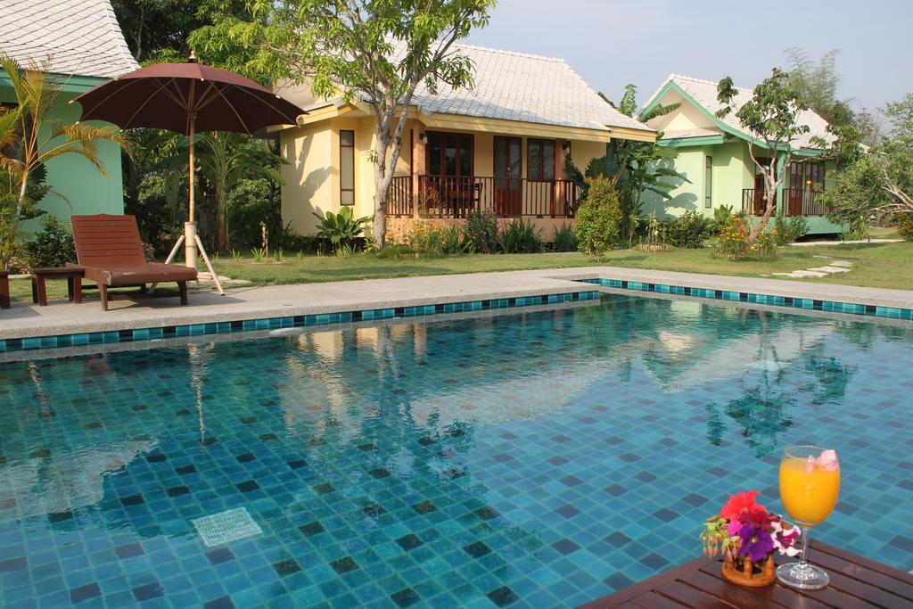 Paan Yong Villa Ban Thi Exterior photo